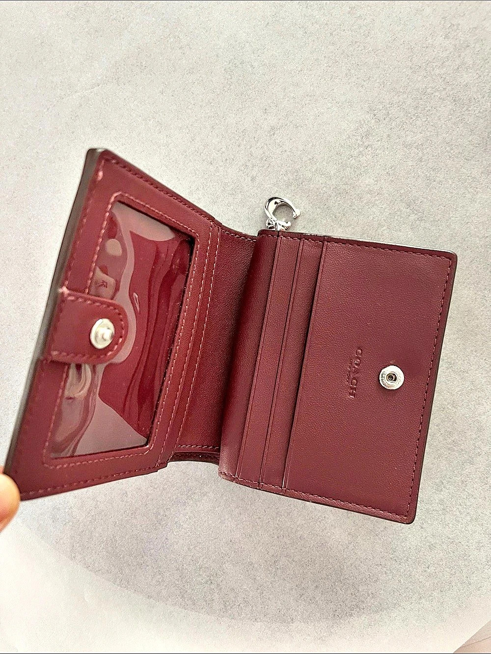 Coach Snap Wallet Red - Picture 2 of 6